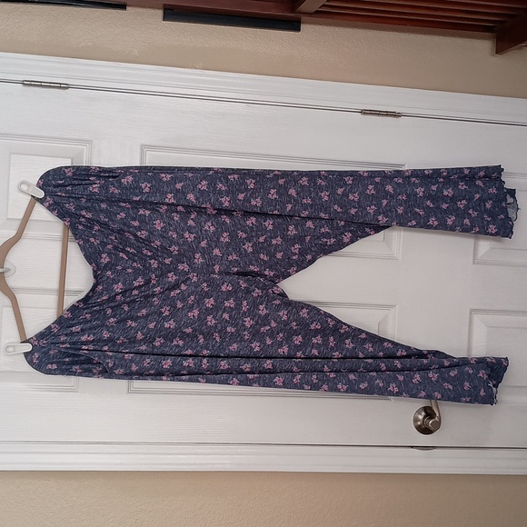 Laura Ashley Women's Floral Pajama Set - Picture 5 of 9